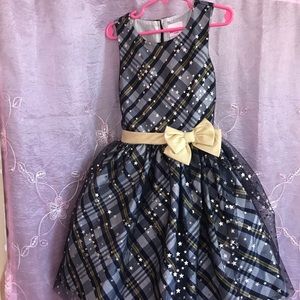 Worn once Navy and Gold dress size 6 girls